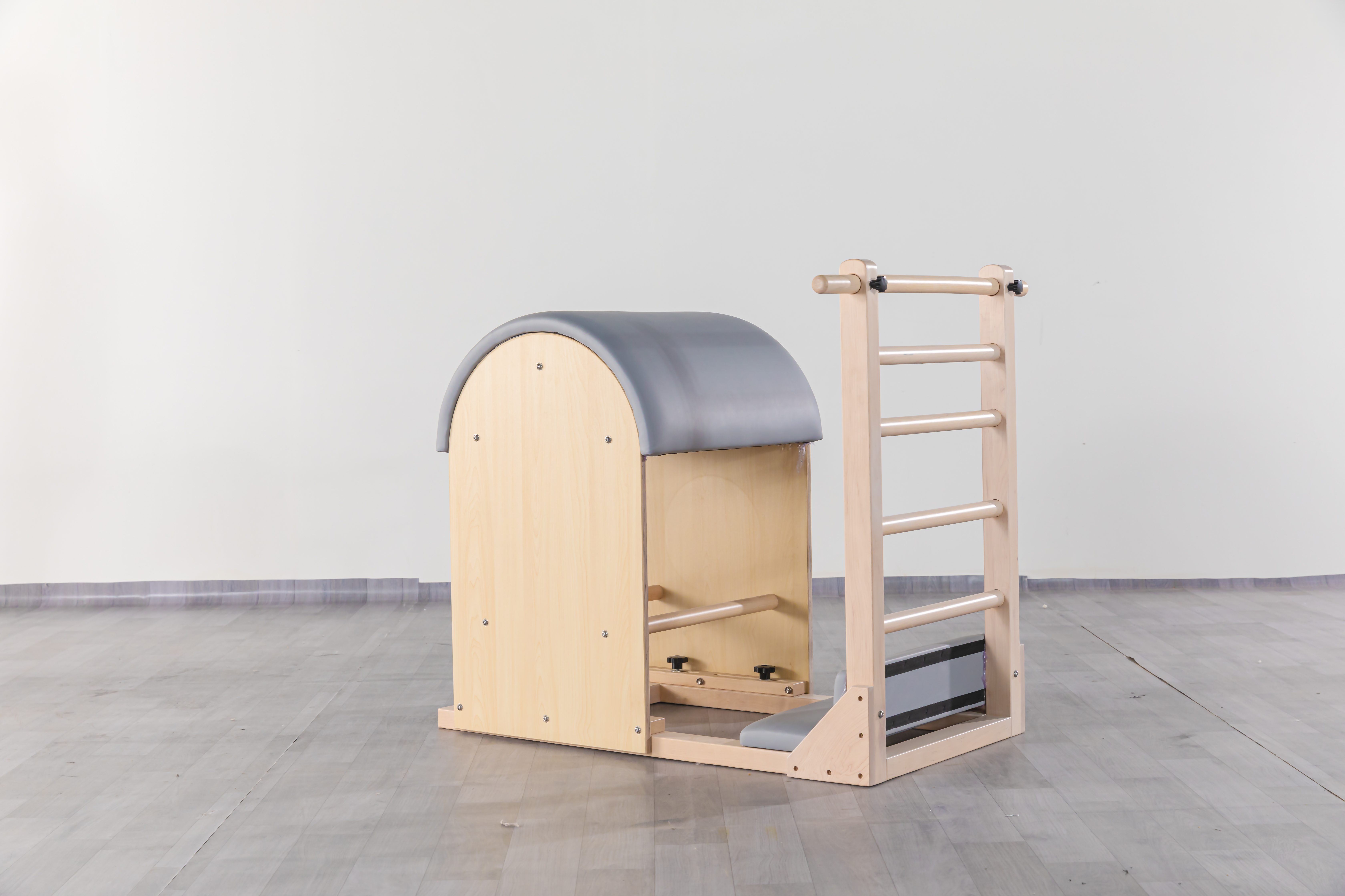 Maple Wood Ladder Barrel